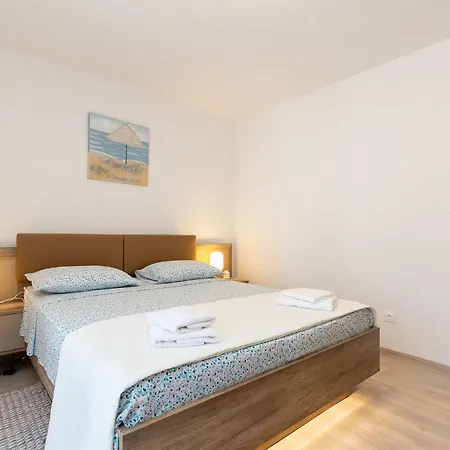 Apartman Rosoglio 300m From Sea, New 2024