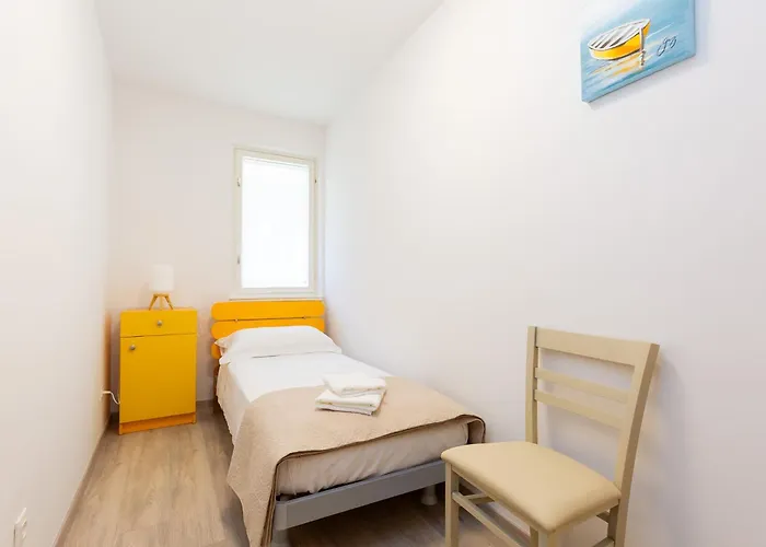 Rosoglio 300m From Sea, New 2024 Appartement *