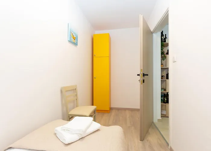 Rosoglio 300m From Sea, New 2024 * Πόρετς